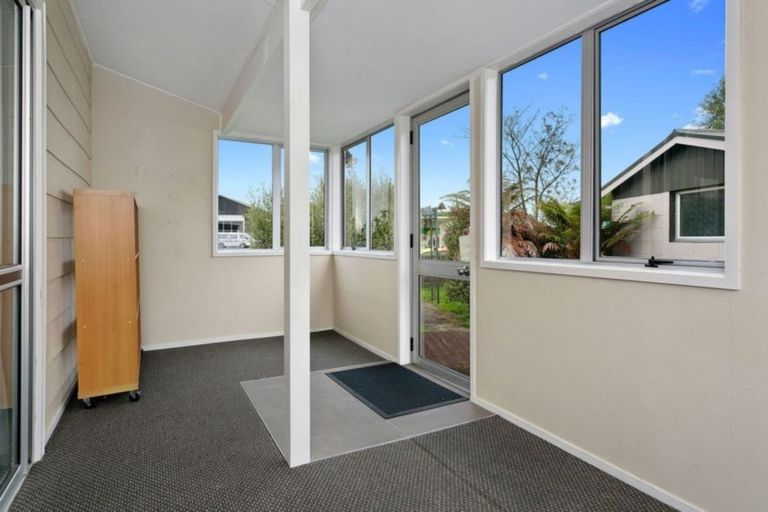 Photo of property in 188 Shakespeare Street, Leamington, Cambridge, 3432