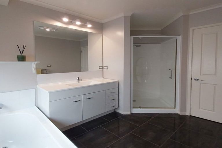 Photo of property in 72 Crampton Road, Reefton, 7830