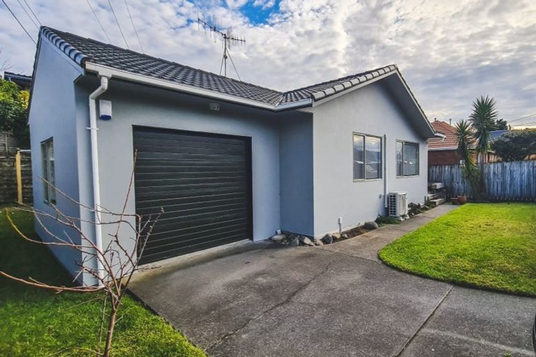 Photo of property in 68a Bluegum Road, Paraparaumu Beach, Paraparaumu, 5032