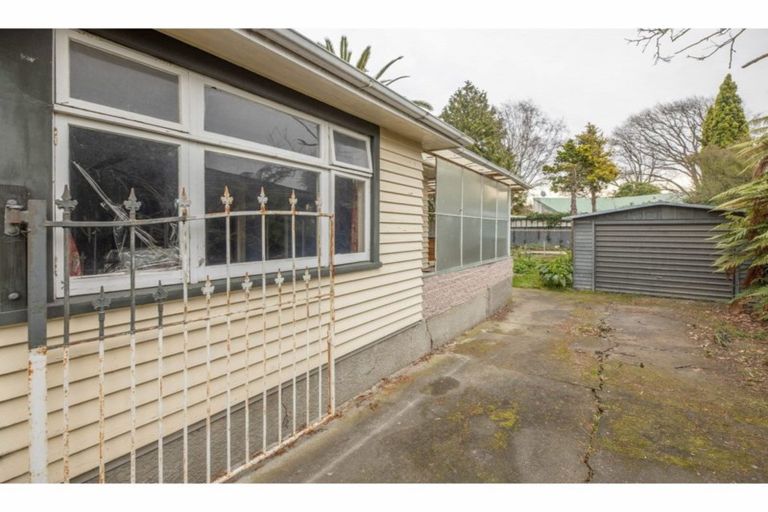 Photo of property in 17 Patten Street, Avonside, Christchurch, 8061