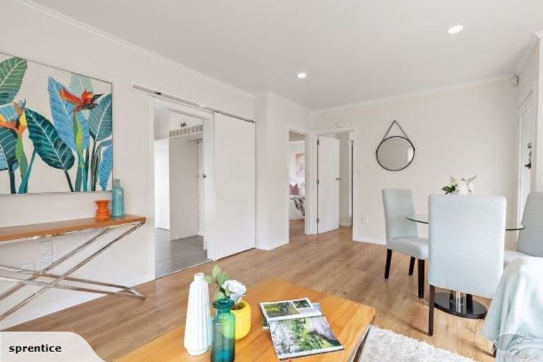 Photo of property in 1/51 Jutland Road, Hauraki, Auckland, 0622