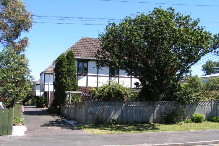 Photo of property in 1/22 Church Street, Northcote Point, Auckland, 0627