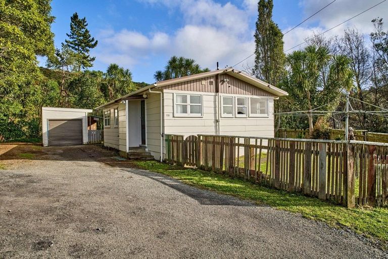 Photo of property in 130 Sievers Grove, Cannons Creek, Porirua, 5024