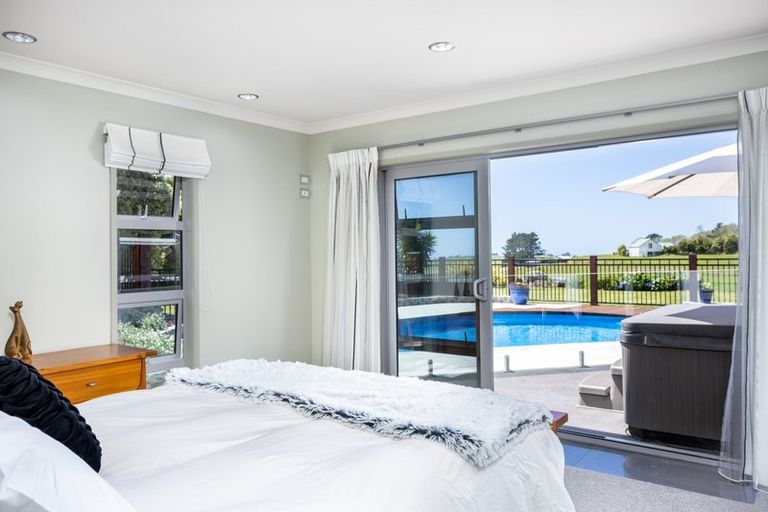 Photo of property in 848a Carrington Road, Hurworth, New Plymouth, 4371