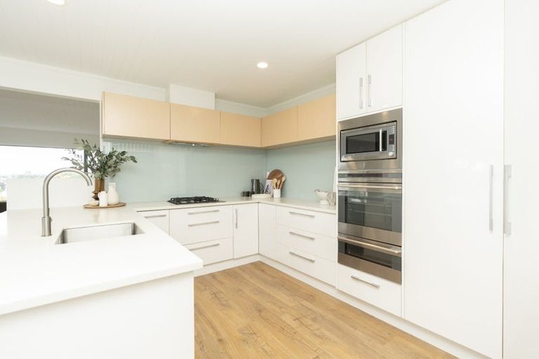 Photo of property in 94 Beerescourt Road, Beerescourt, Hamilton, 3200