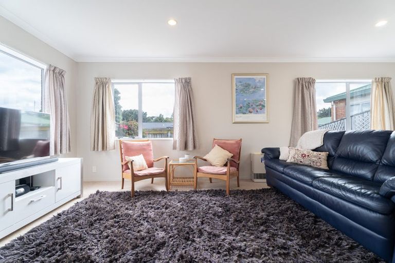 Photo of property in 5 Pohutukawa Grove, Titahi Bay, Porirua, 5022