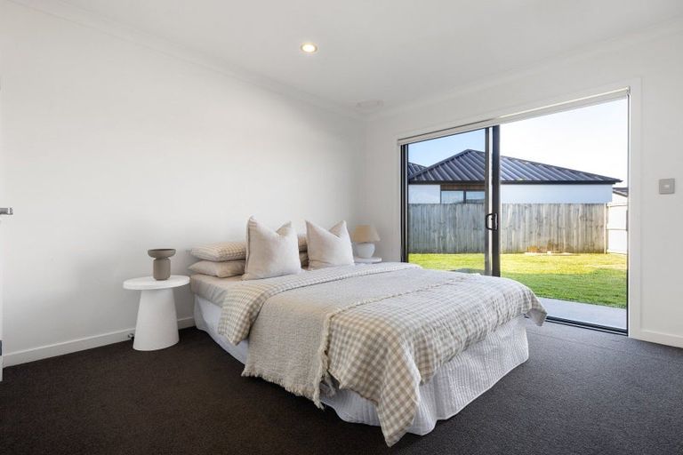 Photo of property in 16 Helen June Avenue, Flagstaff, Hamilton, 3210