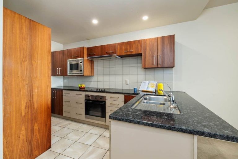 Photo of property in Bridgewater Apartments, 202/7 Te Rangi Cross Road, Paihia, 0200