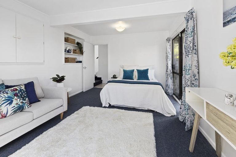 Photo of property in 3a Oldham Way, Crofton Downs, Wellington, 6035