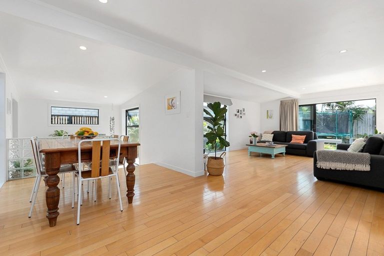 Photo of property in 61 Simpson Road, Papamoa Beach, Papamoa, 3118