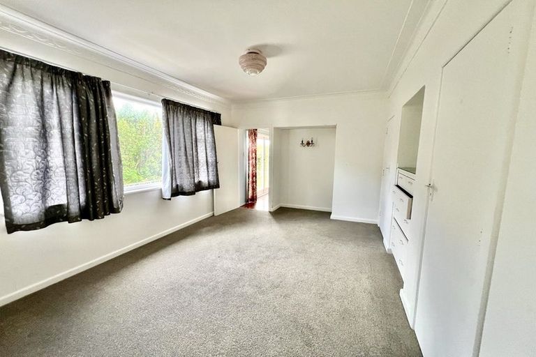 Photo of property in 16 Sale Street, Cockle Bay, Auckland, 2014