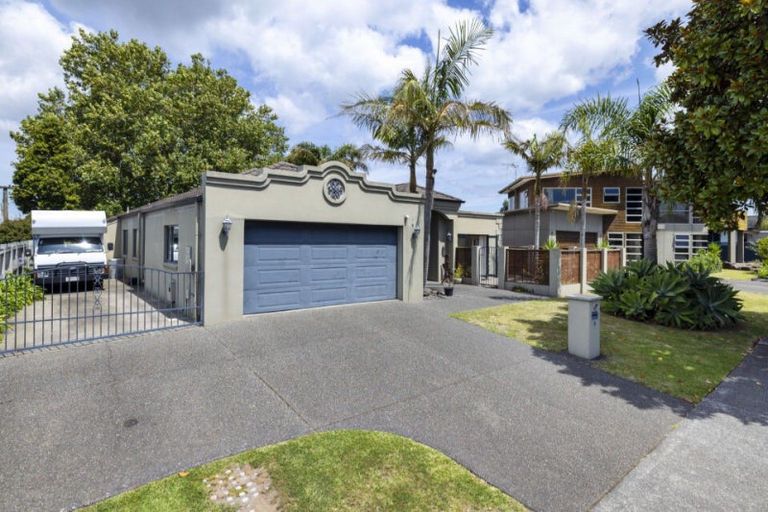 Photo of property in 5 La Colina Place, Bethlehem, Tauranga, 3110