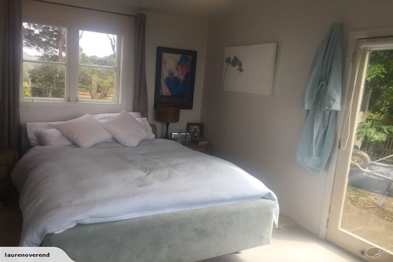 Photo of property in 29 Kauri Point Road, Laingholm, Auckland, 0604