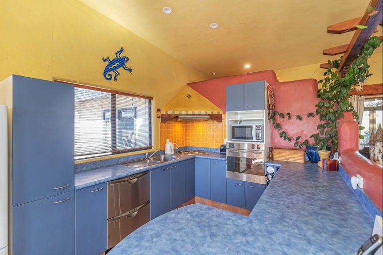 Photo of property in 15 Waitarere Beach Road, Waitarere, Levin, 5574