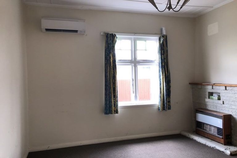 Photo of property in 240 Ferguson Street, Palmerston North, 4410