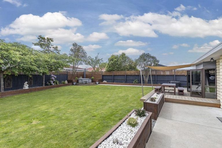 Photo of property in 7a Factory Road, Belfast, Christchurch, 8051