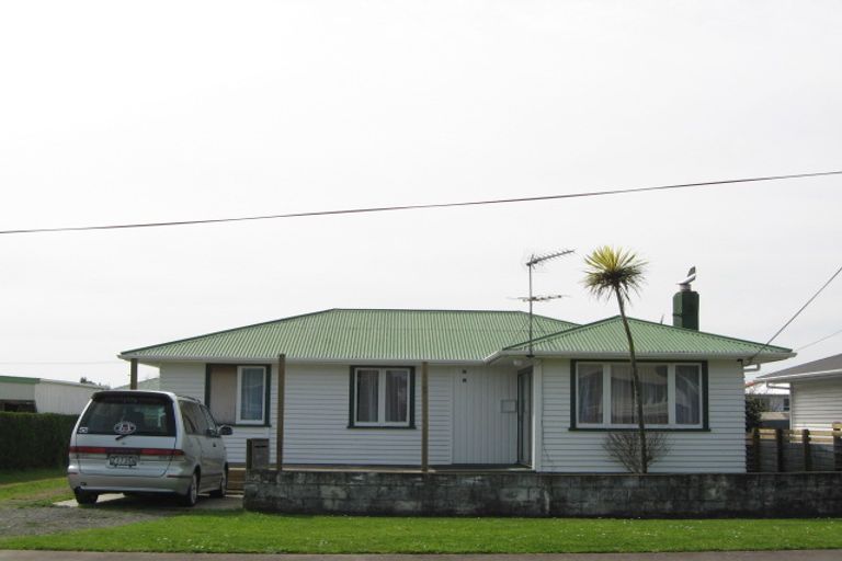 Photo of property in 80 Strange Street, Waitara, 4320