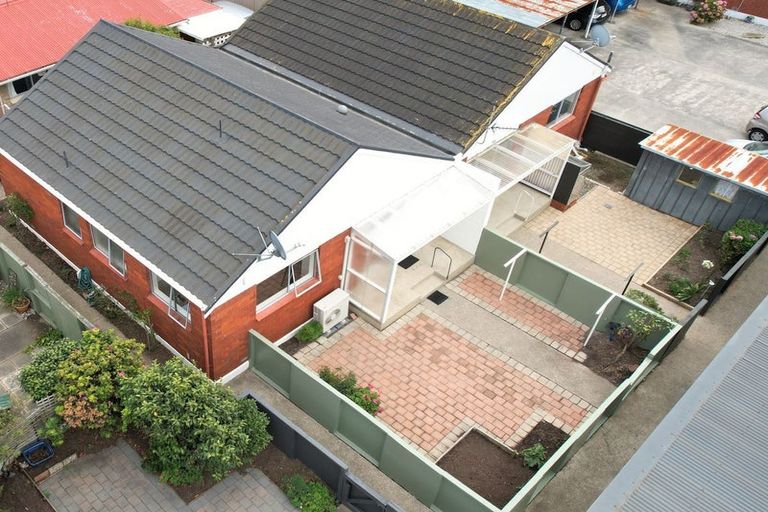 Photo of property in 20e Oxford Street, South Dunedin, Dunedin, 9012