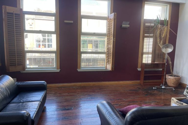 Photo of property in Sta Travel Flats, 3/130 Cuba Street, Te Aro, Wellington, 6011