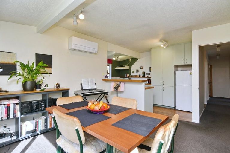 Photo of property in 2/33 Studholme Street, Somerfield, Christchurch, 8024