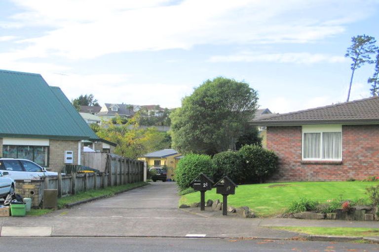 Photo of property in 19 Solana Court, Botany Downs, Auckland, 2010