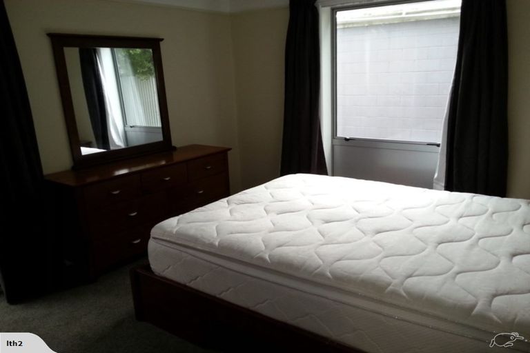 Photo of property in 1/137 Holly Road, St Albans, Christchurch, 8014