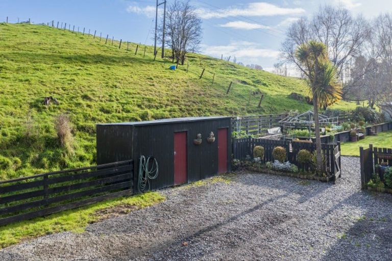 Photo of property in 1772 Porangahau Road, Wanstead, Waipukurau, 4284