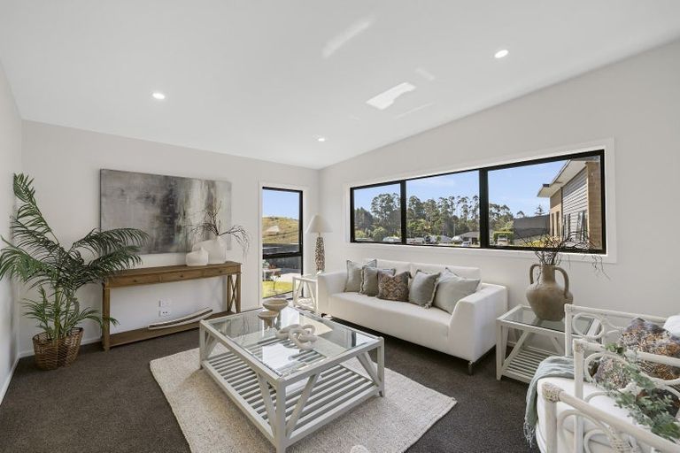 Photo of property in 12 Bob Carter Place, Welcome Bay, Tauranga, 3175