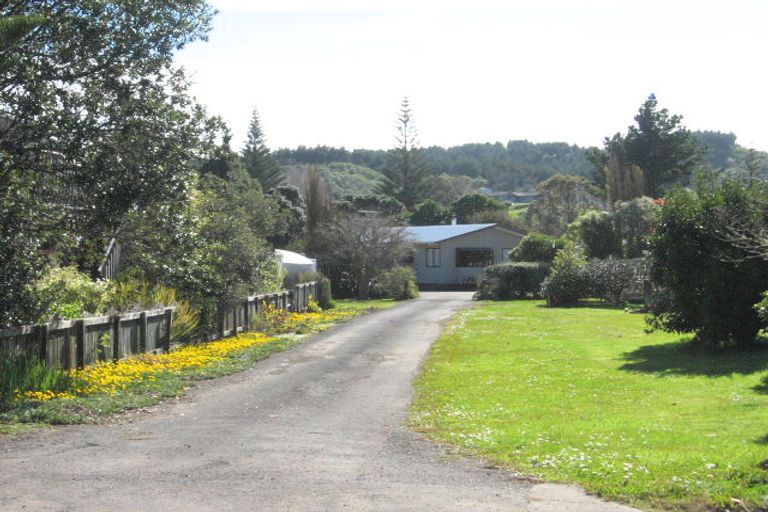 Photo of property in 18 Matapaua Bay Road, Opito Bay, Whitianga, 3592