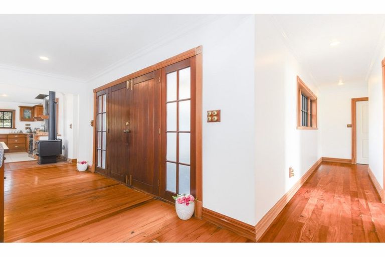 Photo of property in 48 Hamon Place, Pukehangi, Rotorua, 3015