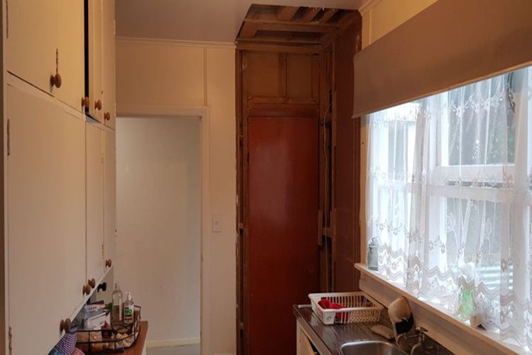 Photo of property in 20-22 Sievers Grove, Cannons Creek, Porirua, 5024