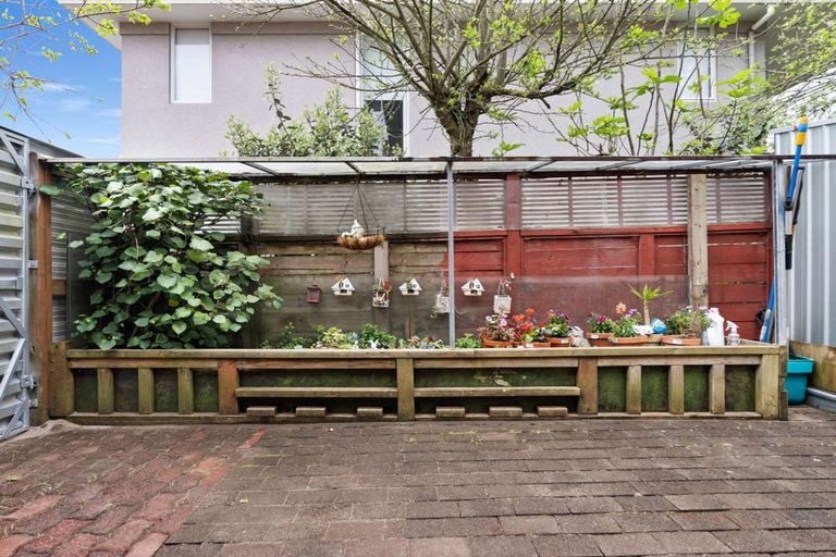 Photo of property in 71 Nielsen Gardens, Rototuna, Hamilton, 3210