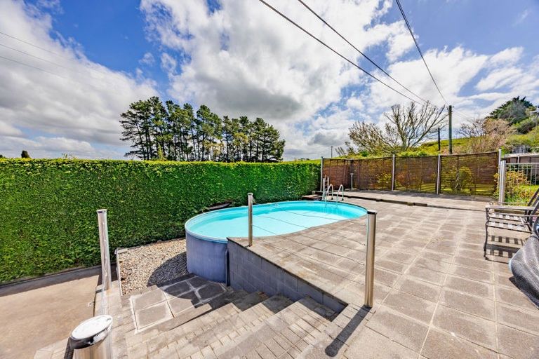 Photo of property in 205 Poraiti Road, Poraiti, Napier, 4182