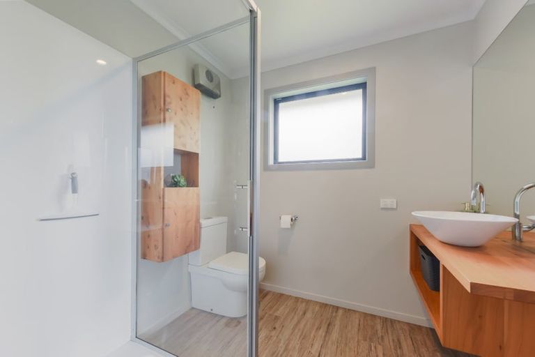 Photo of property in 20 Katania Heights, Brightwater, 7022