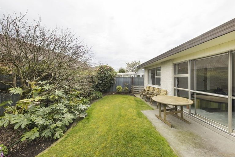 Photo of property in 6b Edwards Place, Terrace End, Palmerston North, 4410