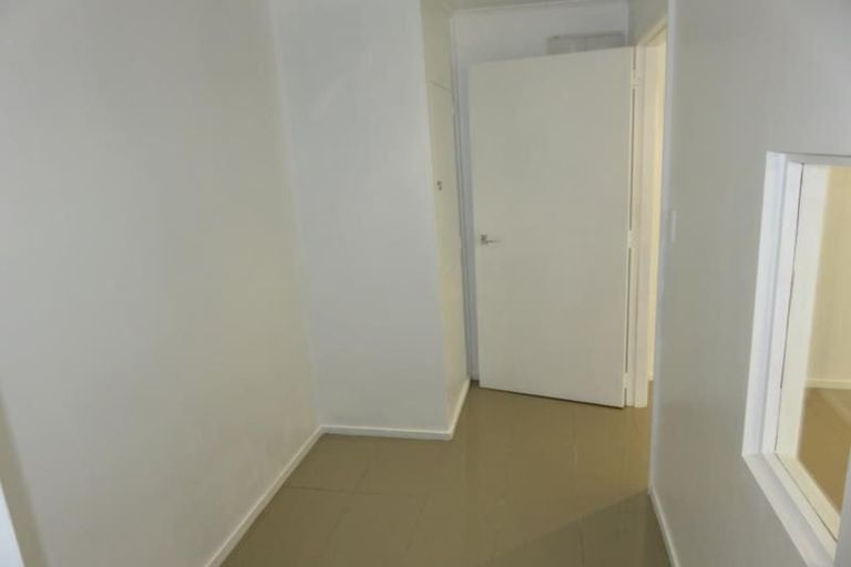 Photo of property in 31 Helston Road, Johnsonville, Wellington, 6037