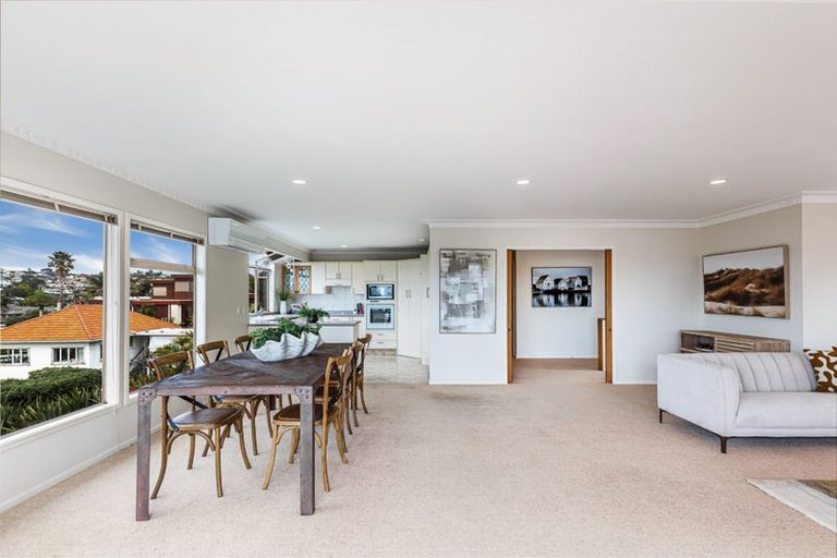 Photo of property in 45c Hyde Road, Rothesay Bay, Auckland, 0630