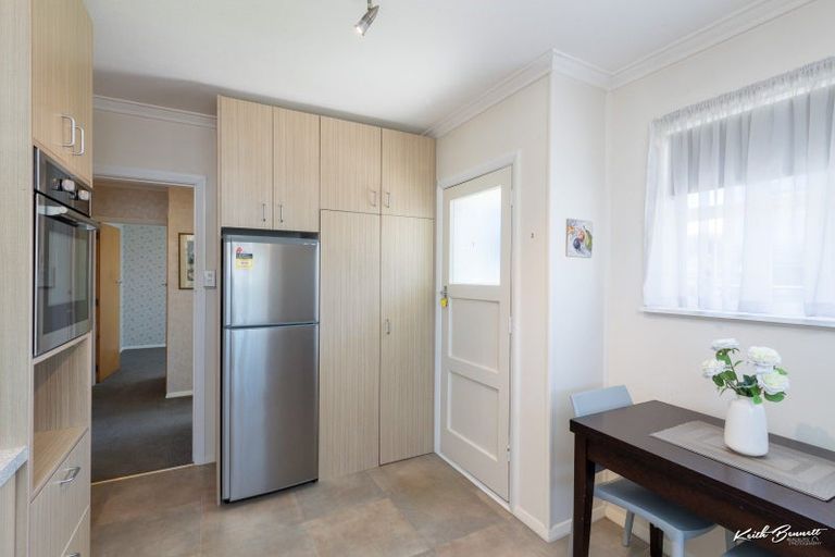 Photo of property in 46 Pine Avenue, Upper Hutt Central, Upper Hutt, 5018