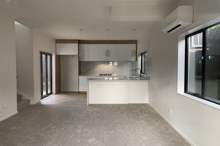 Photo of property in 20f South Street, Papakura, 2110