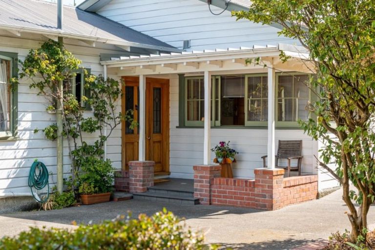 Photo of property in 6 Queen Alexandra Street, Lansdowne, Masterton, 5810