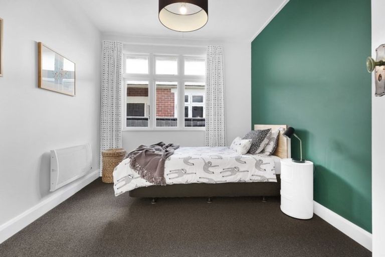 Photo of property in 60 Lonsdale Crescent, Rongotai, Wellington, 6022