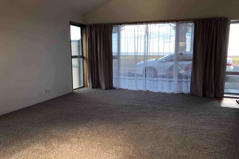 Photo of property in 635 Marine Parade, Napier South, Napier, 4110
