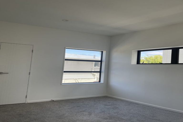 Photo of property in 20b Gilliam Street, New Lynn, Auckland, 0600