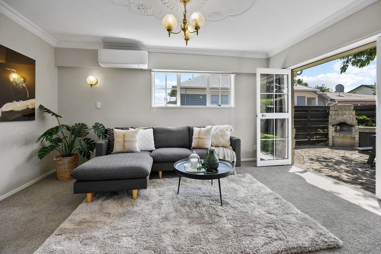 Photo of property in 54a Williams Street, Cambridge, 3434