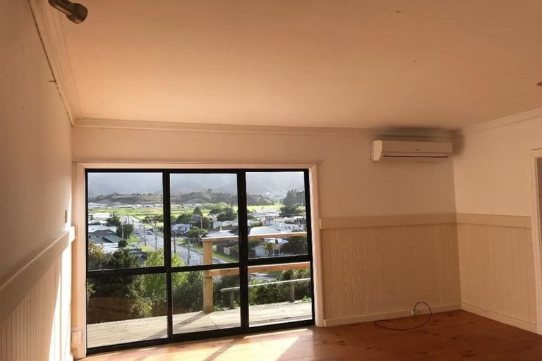 Photo of property in 119 Wainuiomata Road, Wainuiomata, Lower Hutt, 5014