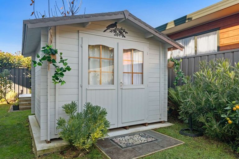 Photo of property in 35 Waione Avenue, Athenree, Waihi Beach, 3177