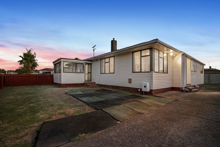Photo of property in 16 Solent Street, Mangere, Auckland, 2022