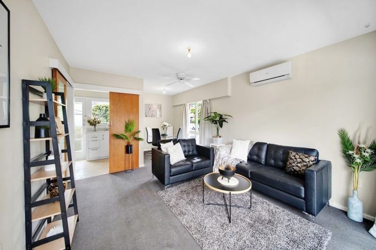 Photo of property in 1/23 Landsdowne Terrace, Cashmere, Christchurch, 8022