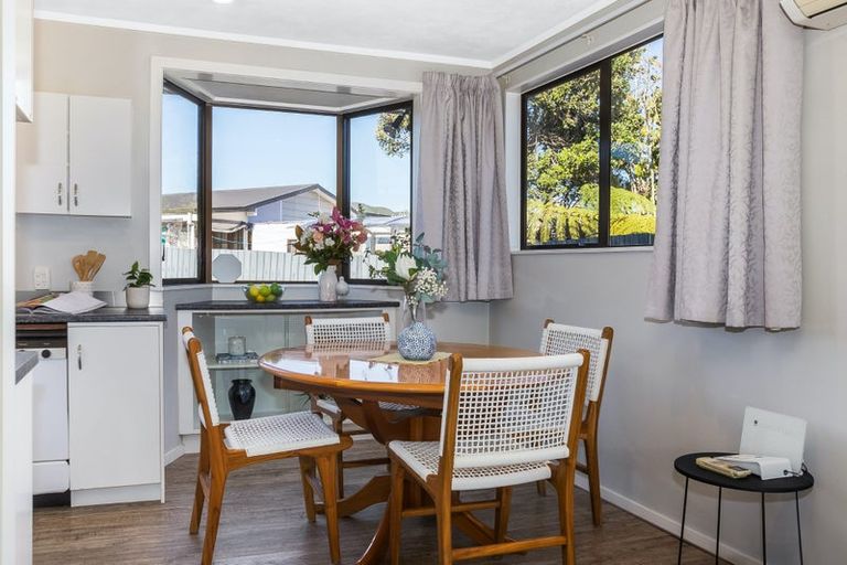 Photo of property in 2/27 Tama Street, Alicetown, Lower Hutt, 5010