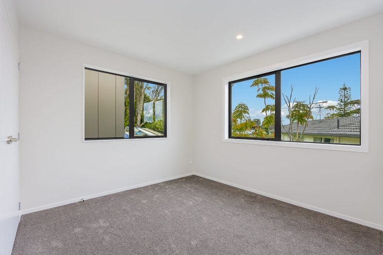 Photo of property in 94b Bond Crescent, Forrest Hill, Auckland, 0620